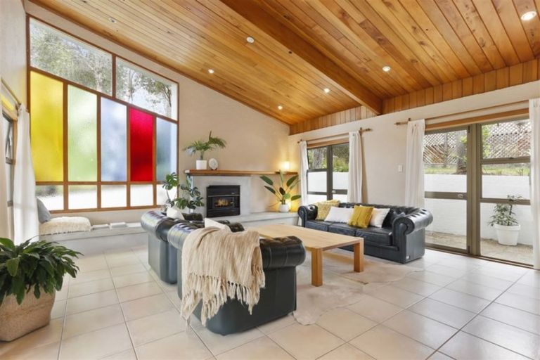 Photo of property in 23 Taioma Crescent, Te Atatu Peninsula, Auckland, 0610