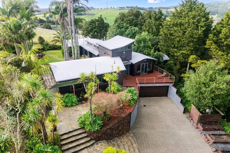 Photo of property in 8 Sylvia Lane, Maunu, 0110