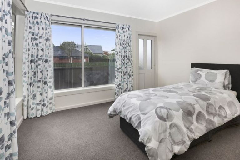 Photo of property in 164 Blighs Road, Strowan, Christchurch, 8052