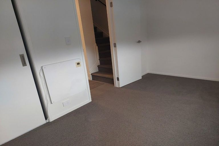 Photo of property in 26 Kotuitui Street, Manukau, Auckland, 2104