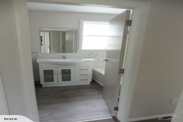 Photo of property in 52 Tawhai Street, Stokes Valley, Lower Hutt, 5019