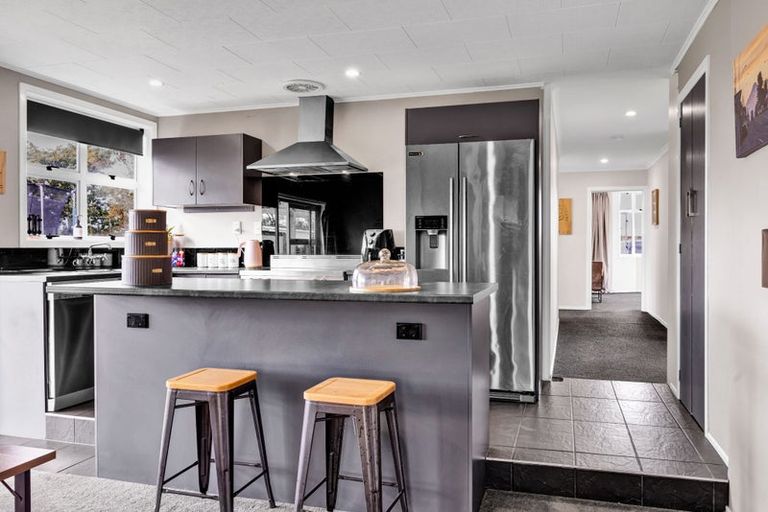 Photo of property in 135 Turuturu Road, Hawera, 4674