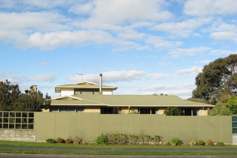 Photo of property in 33 Tutaenui Road, Marton, 4710