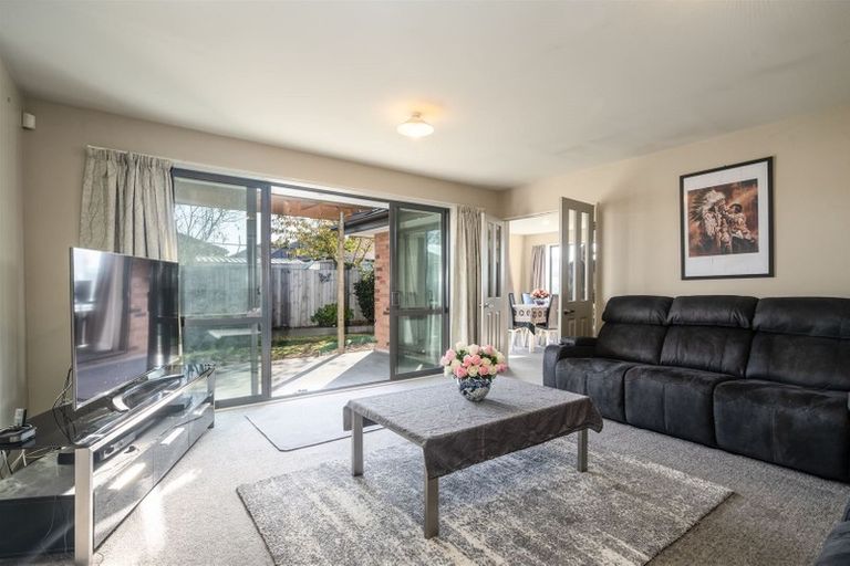 Photo of property in 18 Marlowe Place, Rolleston, 7614