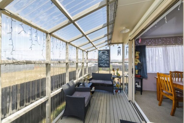 Photo of property in 18 Ahuru Street, Marton, 4710