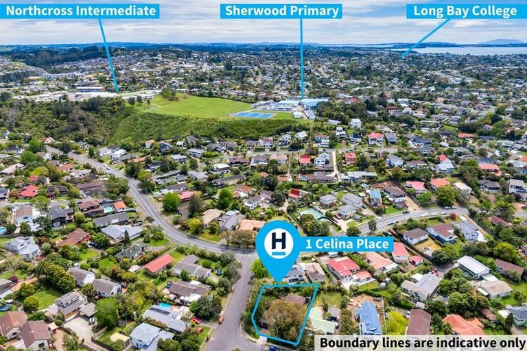 Photo of property in 1 Celina Place, Browns Bay, Auckland, 0630