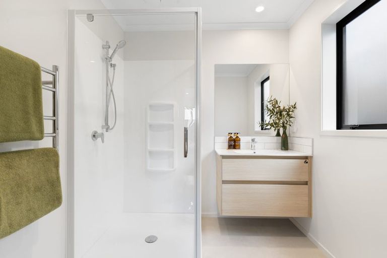 Photo of property in 67 Empire Crescent, Papamoa, 3118