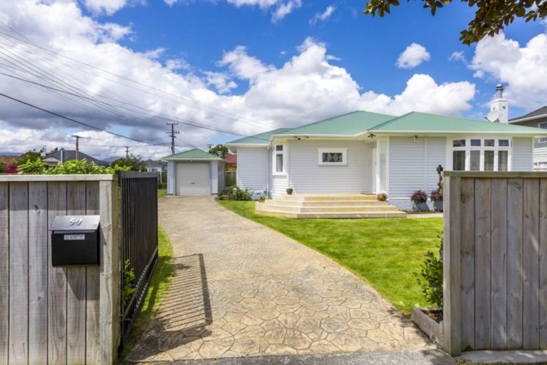 Photo of property in 50f1- King Street, Ebdentown, Upper Hutt, 5018