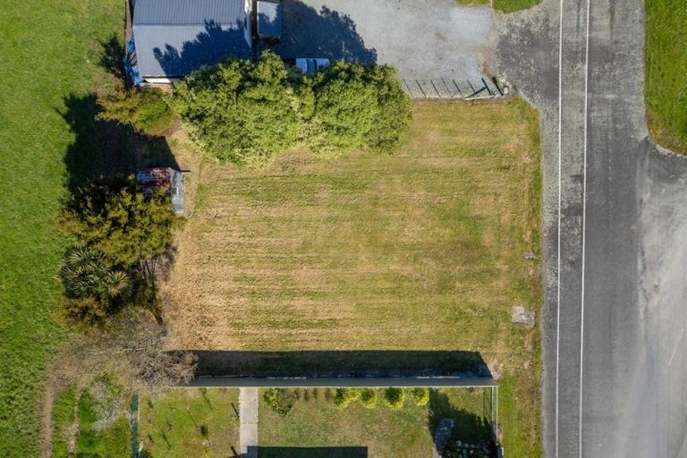 Photo of property in 136 Waller Street, Murchison, 7007