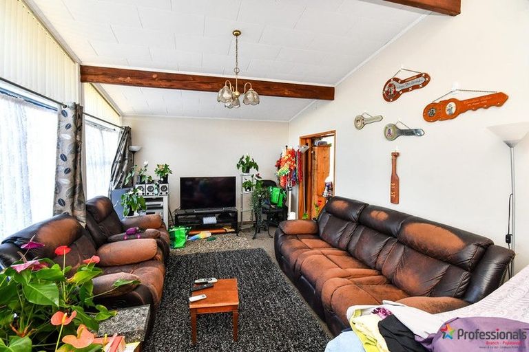 Photo of property in 27 Kivell Close, Mangere East, Auckland, 2024