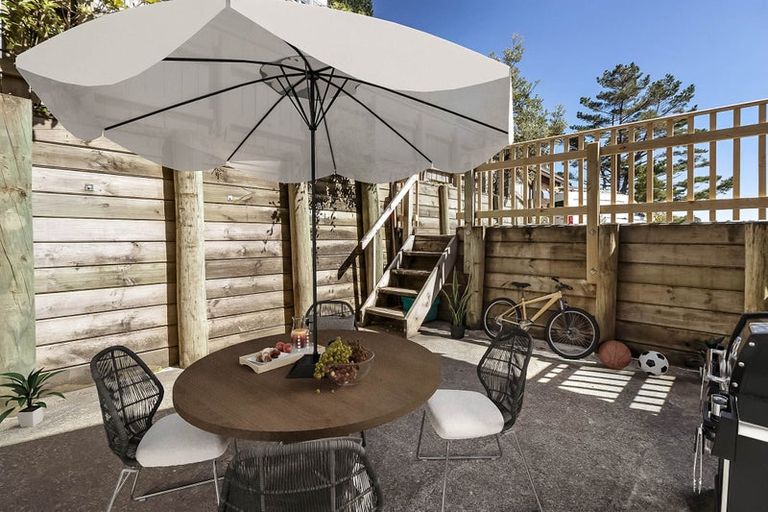 Photo of property in 113 Allington Road, Karori, Wellington, 6012