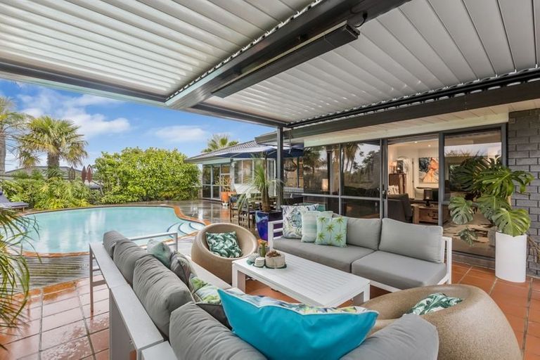 Photo of property in 59 Fitzwilliam Drive, Torbay, Auckland, 0630