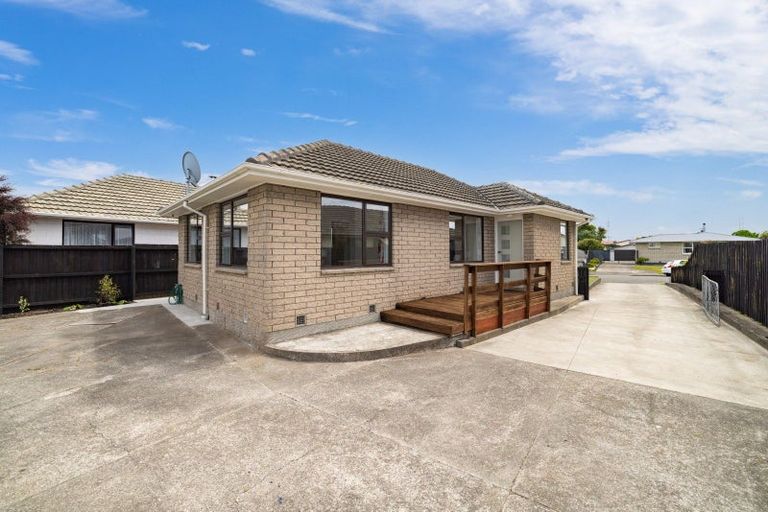 Photo of property in 33 Steele Street, Hornby, Christchurch, 8042