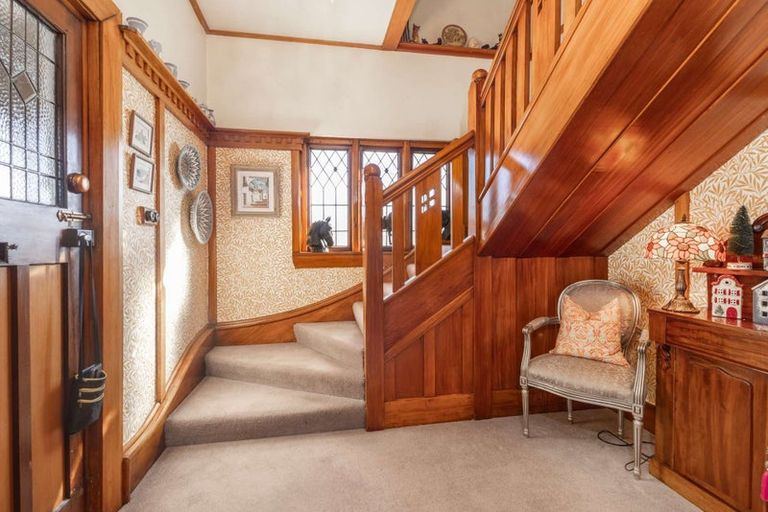 Photo of property in 2 Hart Street, Maori Hill, Timaru, 7910