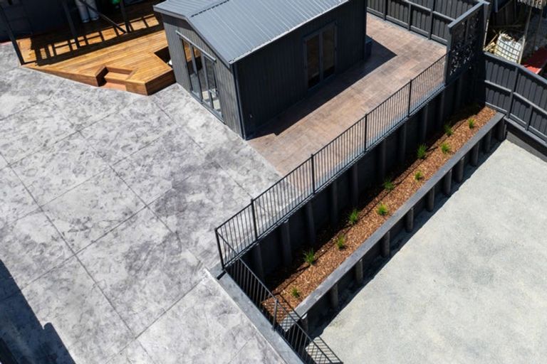 Photo of property in 36 Moffat Road, Red Beach, 0932