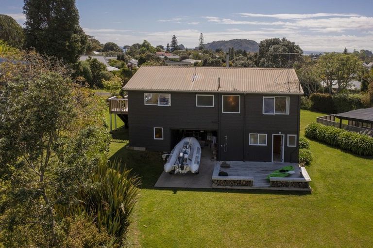 Photo of property in 4 Grierson Close, Hahei, Whitianga, 3591