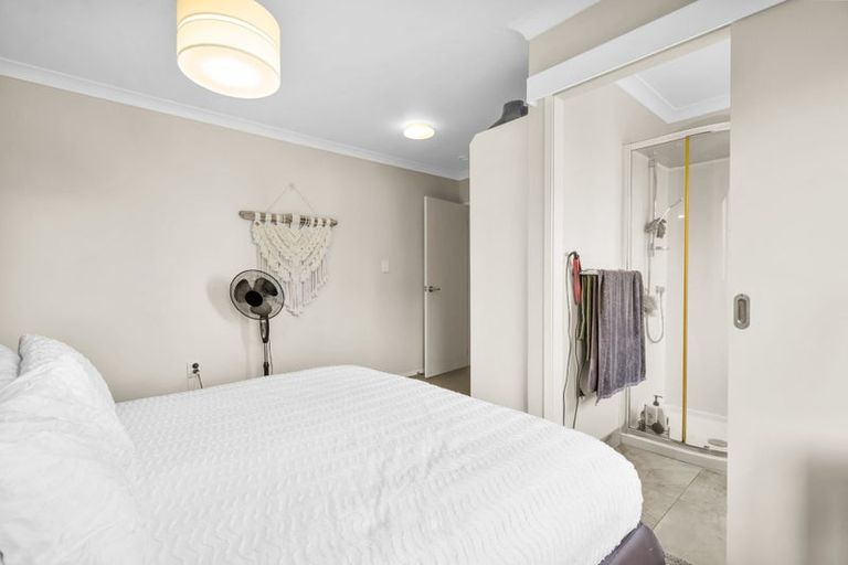 Photo of property in 336 One Tree Point Road, One Tree Point, 0118