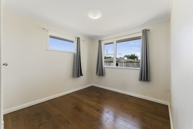Photo of property in 4/53 Pakuranga Road, Pakuranga, Auckland, 2010