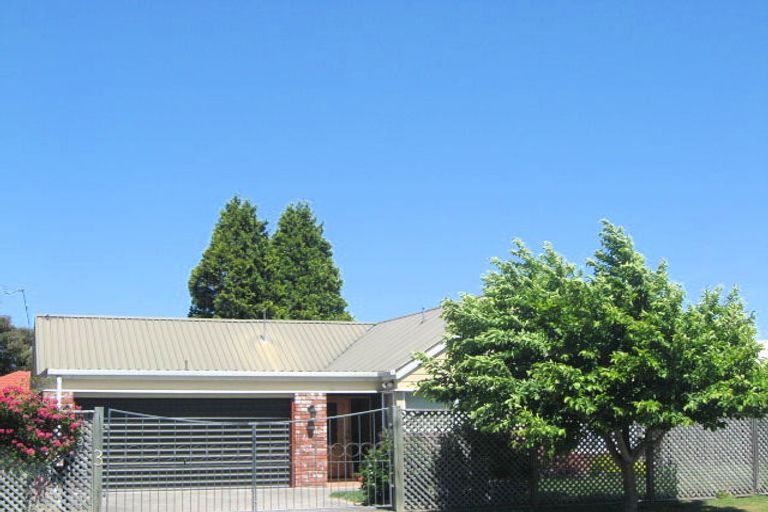 Photo of property in 3 Ben Nevis Drive, Broomfield, Christchurch, 8042