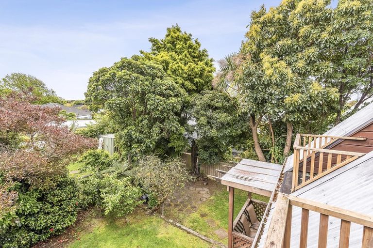 Photo of property in 24a Karu Crescent, Waikanae, 5036