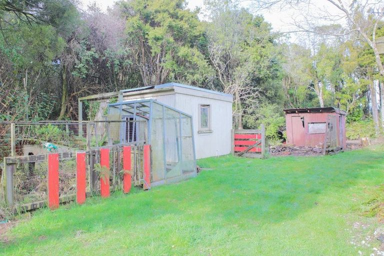 Photo of property in 26 Watt Road, Otatara, Invercargill, 9879