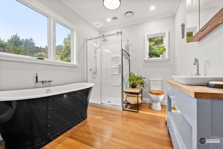 Photo of property in 420 Whitemans Valley Road, Whitemans Valley, Upper Hutt, 5371