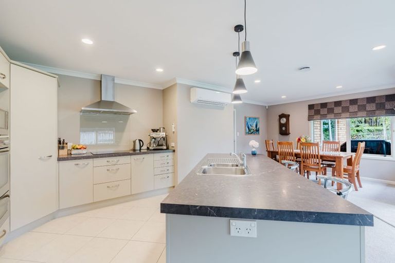 Photo of property in 10 Santiago Place, Flagstaff, Hamilton, 3210
