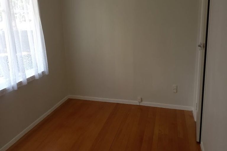 Photo of property in 512 Te Atatu Road, Te Atatu Peninsula, Auckland, 0610