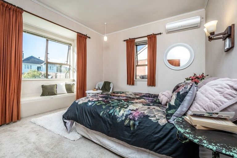 Photo of property in 8 Bould Street, Johnsonville, Wellington, 6037