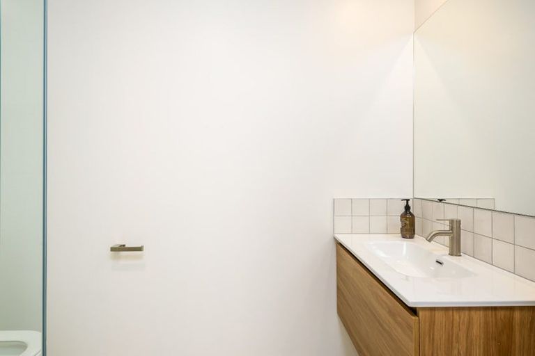 Photo of property in 27 Ruia Crescent, Cambridge, 3434