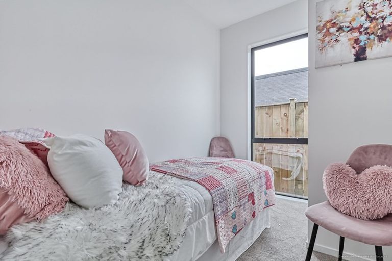 Photo of property in 7 Herekino Street, Westgate, Auckland, 0814