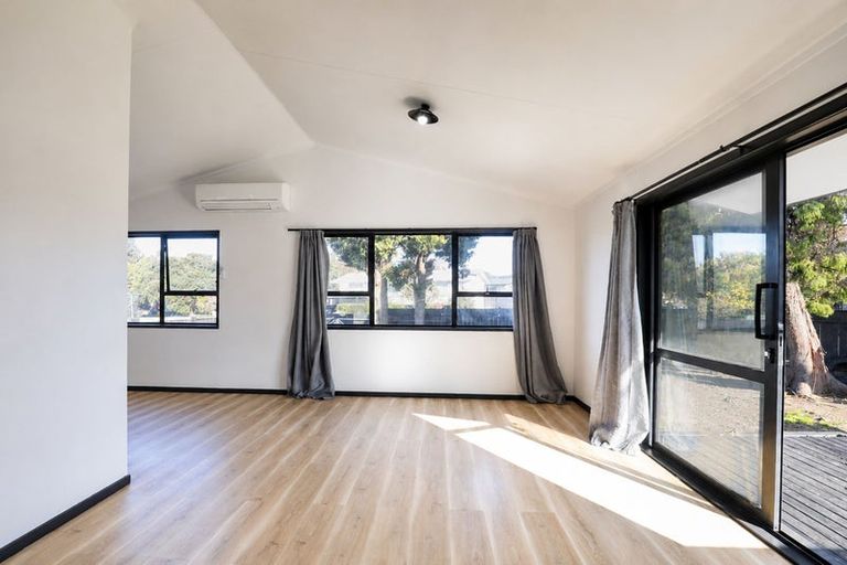 Photo of property in 32 Gem Street, Pukehangi, Rotorua, 3015