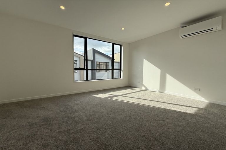 Photo of property in 106 Trafalgar Street, Waterloo, Lower Hutt, 5011