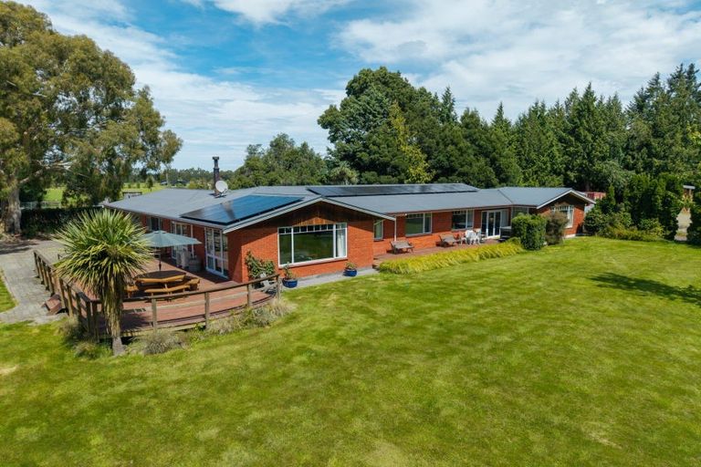 Photo of property in 270 Downs Road, Hororata, Darfield, 7572