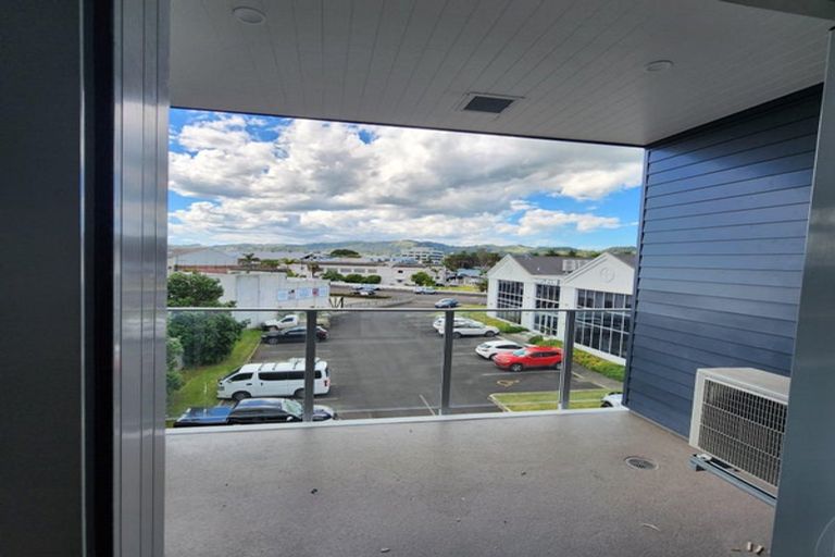 Photo of property in Marina View Apartments, 204/4 Reads Quay, Gisborne, 4010