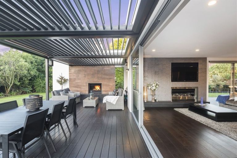 Photo of property in 12 Carnaby Close, St Albans, Christchurch, 8052