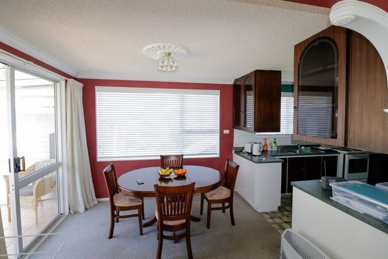 Photo of property in 32 Treadwell Street, Springvale, Whanganui, 4501