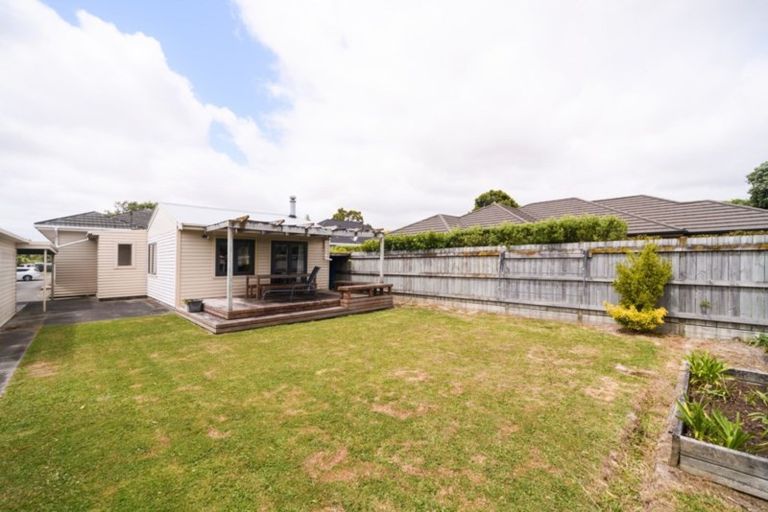 Photo of property in 33 Karina Terrace, Roslyn, Palmerston North, 4414