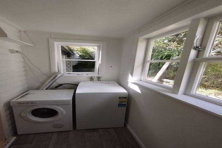 Photo of property in 12 Mairangi Road, Wadestown, Wellington, 6012