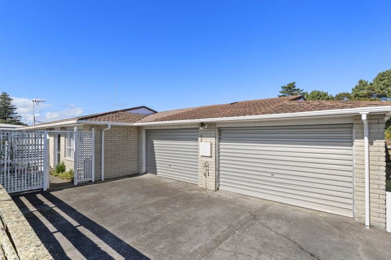 Photo of property in 2/19 Darnell Street, Fitzroy, New Plymouth, 4312