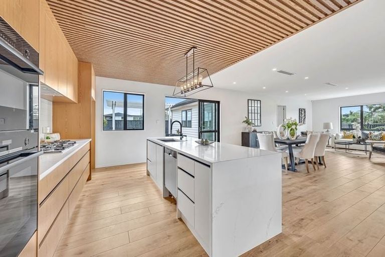 Photo of property in 70 Kaipara Portage Road, Riverhead, 0820