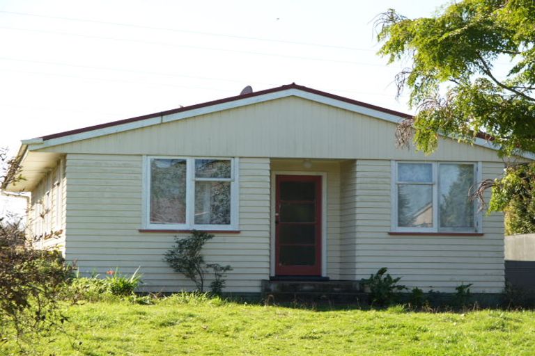 Photo of property in 63 Ferguson Street, Mangere East, Auckland, 2024