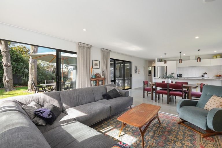 Photo of property in 228 Opawa Road, Hillsborough, Christchurch, 8022