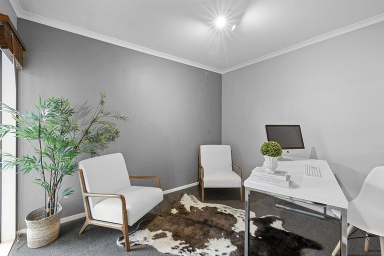 Photo of property in 4/253 Saint Aubyn Street, New Plymouth, 4310