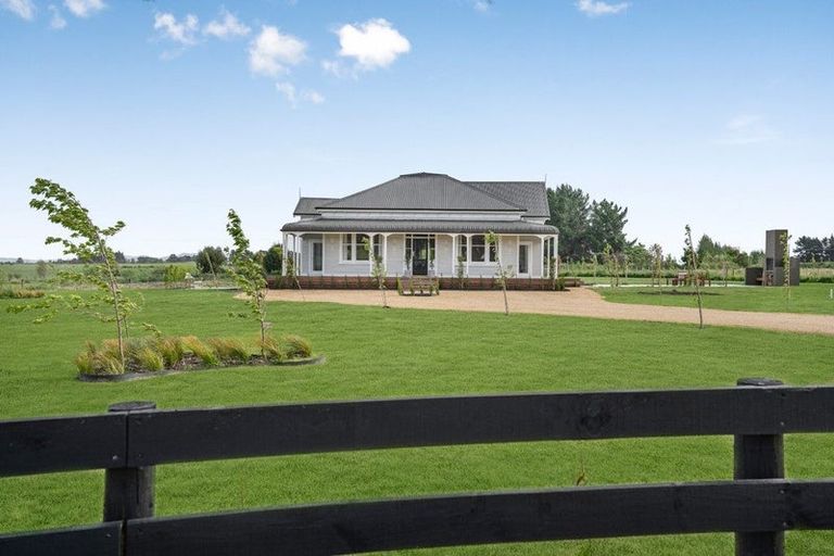 Photo of property in 906a&b Bidwills Cutting Road, Morison Bush, Greytown, 5794