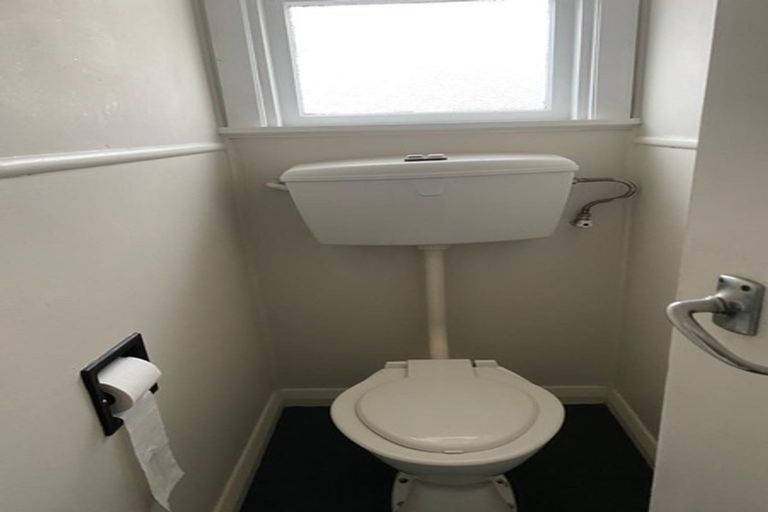 Photo of property in 70 Cambridge Terrace, Papatoetoe, Auckland, 2025