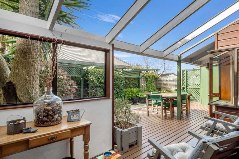 Photo of property in 27a Collingwood Street, Hokowhitu, Palmerston North, 4410