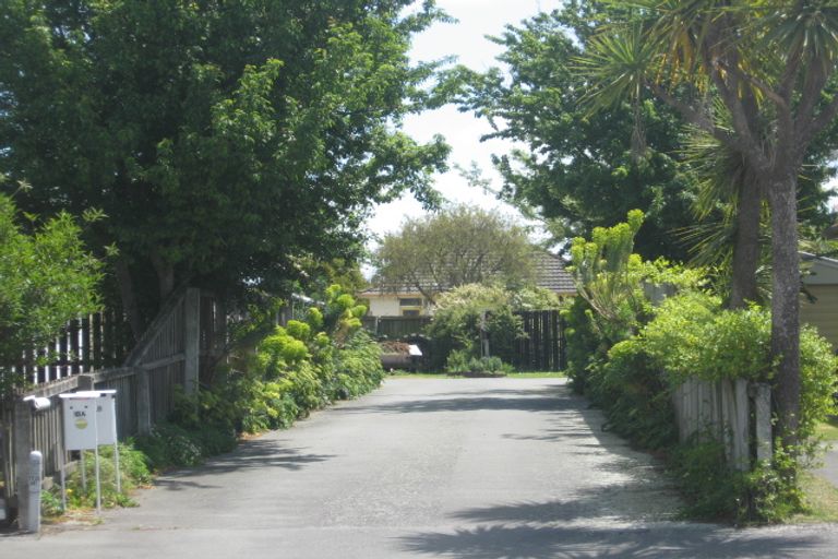 Photo of property in 10a Tralee Place, Bishopdale, Christchurch, 8053