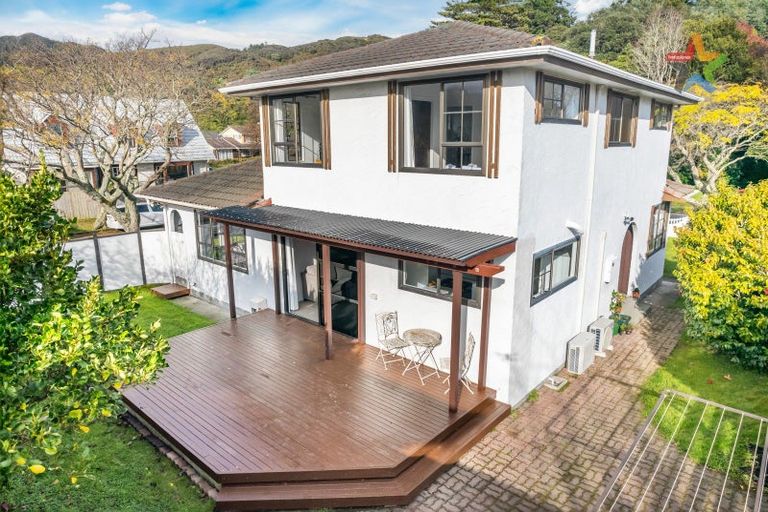 Photo of property in 2 Mcenroe Grove, Naenae, Lower Hutt, 5011