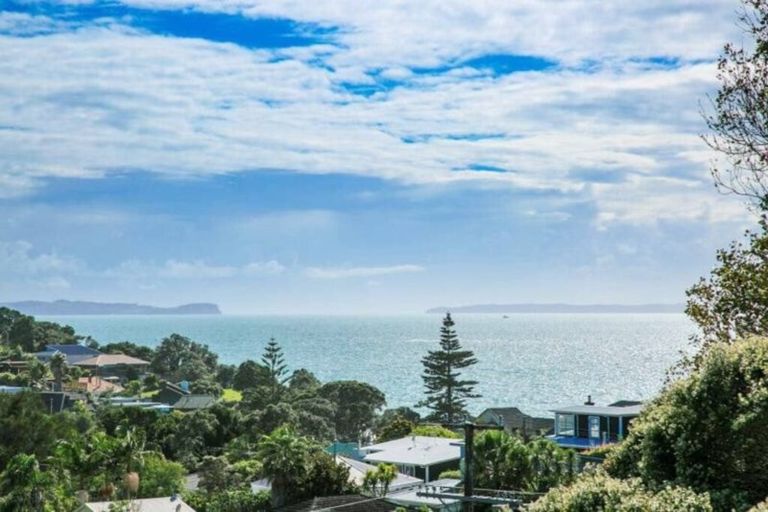 Photo of property in 30 Beulah Avenue, Rothesay Bay, Auckland, 0630